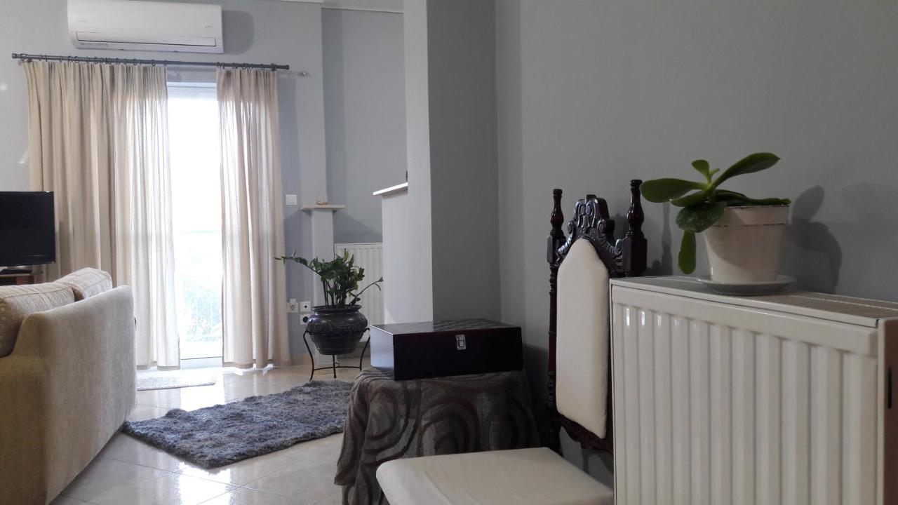 Mesolóngion Family Apartments מראה חיצוני תמונה